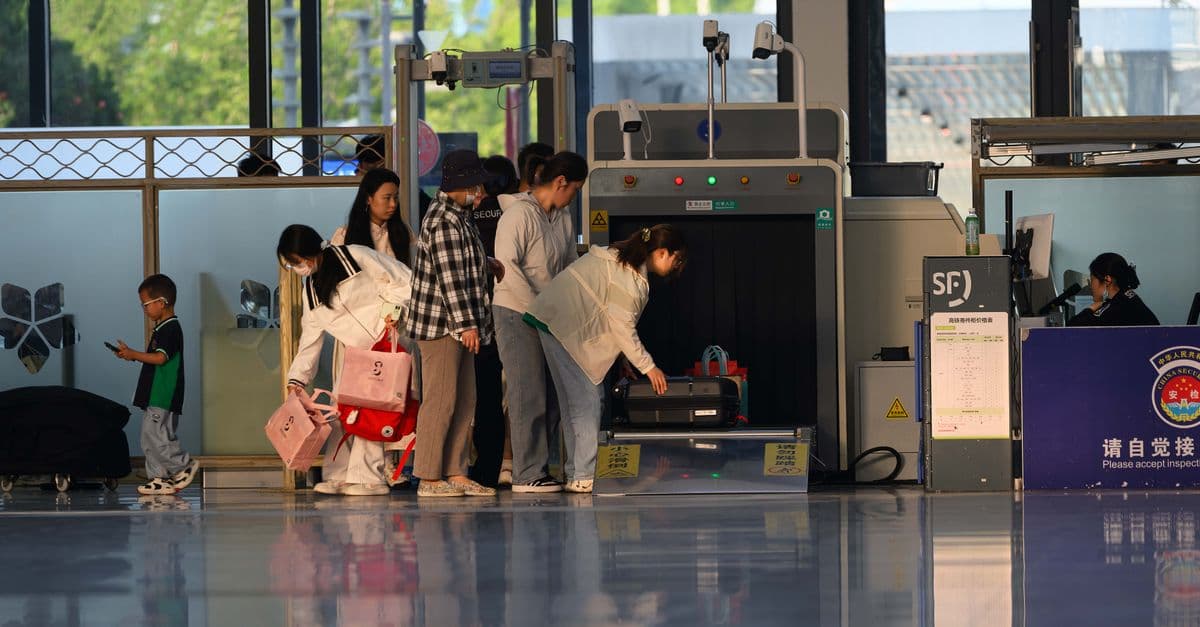 Schiphol Queues in Summer 2026: How Early to Arrive at Amsterdam Airport