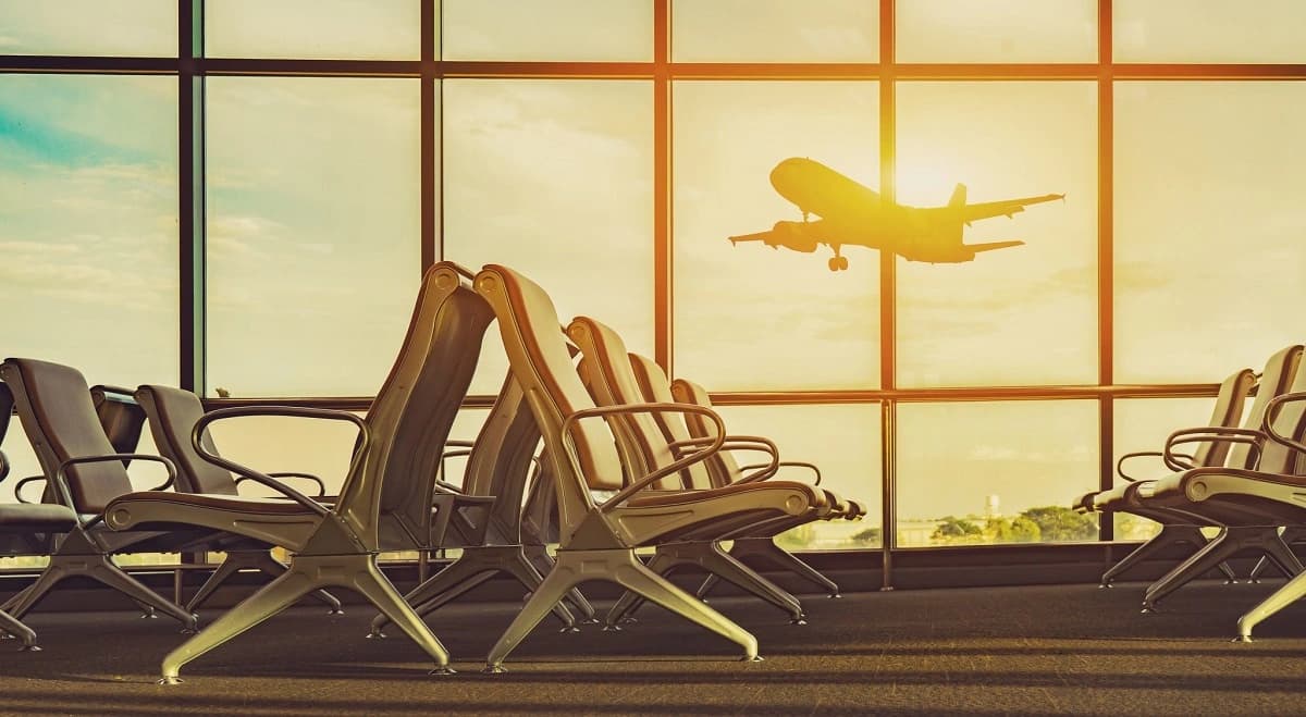 Flights from and to Amsterdam Airport